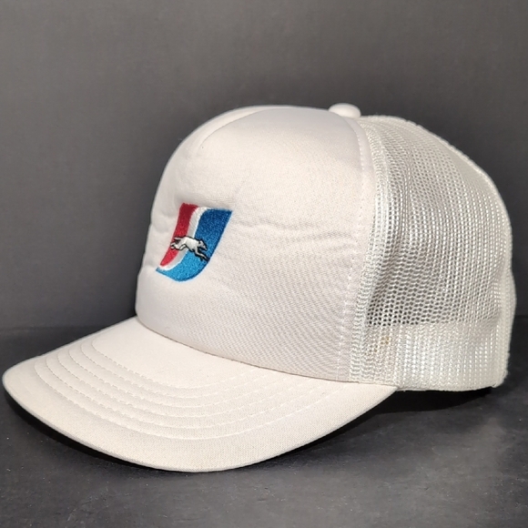VTG, Greyhound White Trucker Hat with Logo. - Picture 1 of 9